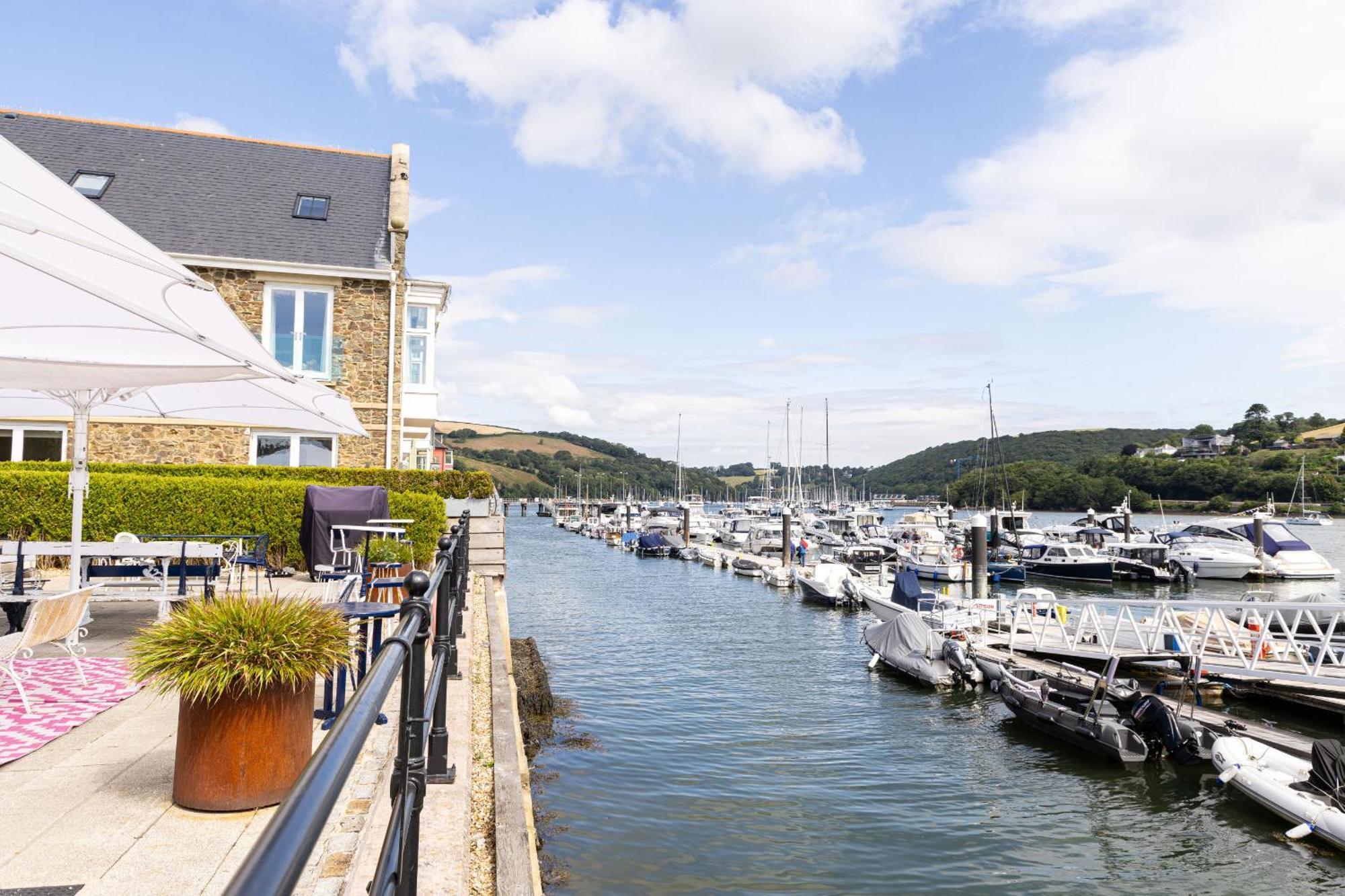 Dart Marina - Luxury Apartment On Marina Dartmouth Exteriér fotografie